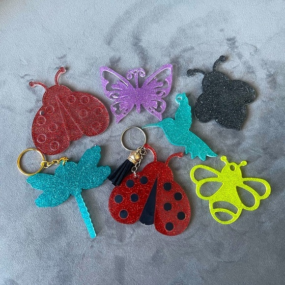 🎉🎉HP🎉🎉 Handmade Insects Keychains - Picture 1 of 8
